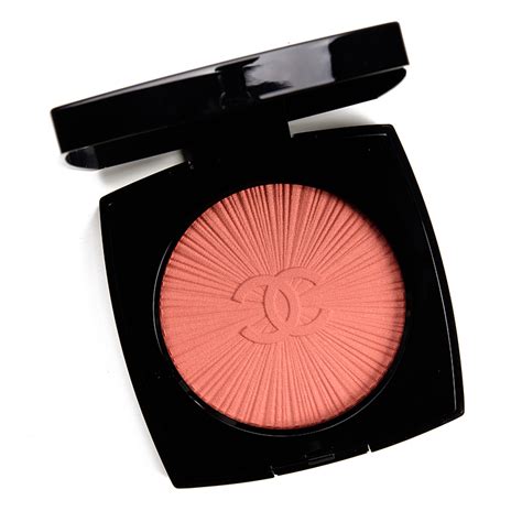 Chanel Peche Rosee Blush Lumiere Swatches 